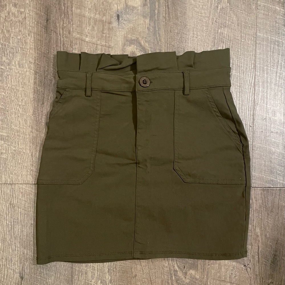 Green skirt